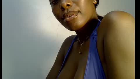 Snapshot of melanine_floral chatting on 02-15-25, 09:37 Praiz online show from 02-15-25, 09:37