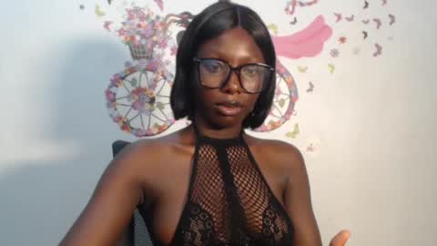 Snapshot of melanine_floral chatting on 03-06-25, 05:14 Praiz online show from 03-06-25, 05:14