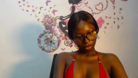 Snapshot of melanine_floral chatting on 03-12-25, 10:39 Praiz online show from 03-12-25, 10:39