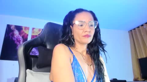 melannia_hills online show from 01-21-25, 06:22