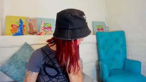 Snapshot of melanyharris chatting on 12-16-24, 03:11 MELANYHARRIS online show from 12-16-24, 03:11