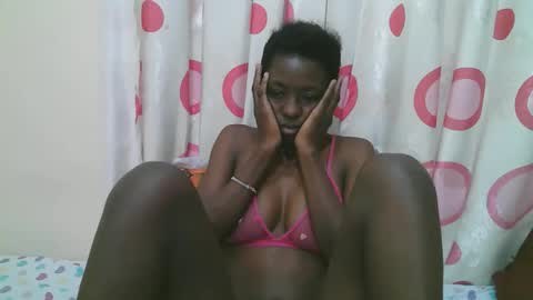 Snapshot of meldeeh chatting on 10-06-25, 02:20 meldeeh online show from 10-06-25, 02:20