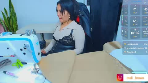    Independent model online show from 06-05-26, 06:52
