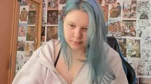 Snapshot of melibooo chatting on 05-26-26, 12:12 Meli online show from 05-26-26, 12:12