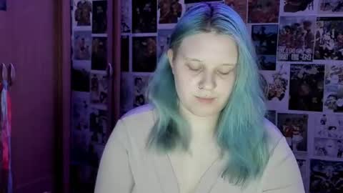 Snapshot of melibooo chatting on 06-15-26, 08:22 Meli online show from 06-15-26, 08:22