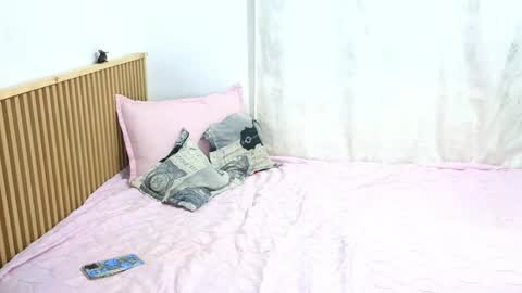 Meli And Sebas online show from 04-25-26, 04:59