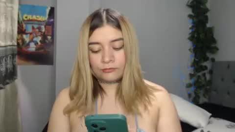 meliinna_xxx online show from 02-11-26, 10:04