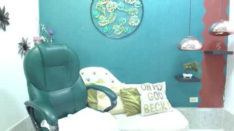 Snapshot of melika_sweet chatting on 12-12-24, 09:04 eli online show from 12-12-24, 09:04