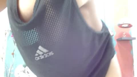 Snapshot of melika_sweet chatting on 01-20-25, 08:40 eli online show from 01-20-25, 08:40
