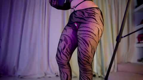 MelinaSmith  online show from 05-22-26, 05:51