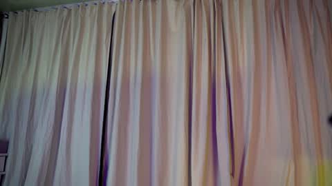 Snapshot of melina_smith1 chatting on 06-25-26, 11:20 MelinaSmith online show from 06-25-26, 11:20