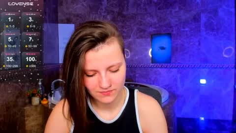 Melinda online show from 04-09-26, 01:38