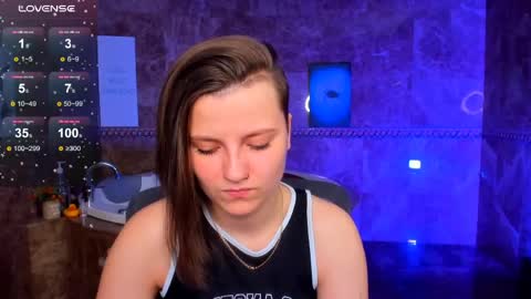 Melinda online show from 04-23-26, 01:18