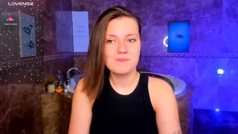 Snapshot of melindat chatting on 06-21-26, 01:08 Melinda online show from 06-21-26, 01:08