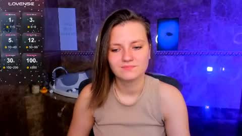 Snapshot of melindat chatting on 06-25-26, 01:49 Melinda online show from 06-25-26, 01:49