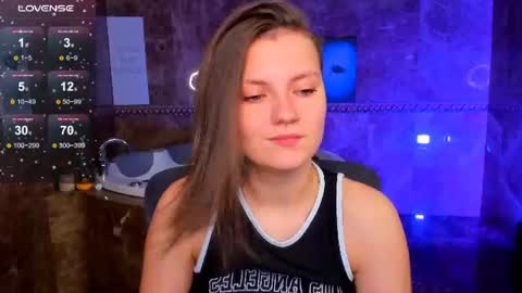 Snapshot of melindat chatting on 08-02-26, 12:42 Melinda online show from 08-02-26, 12:42