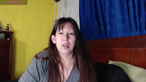Snapshot of melisa037 chatting on 10-05-25, 11:13 melisa037 online show from 10-05-25, 11:13