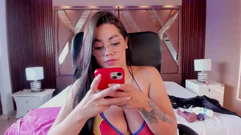 Snapshot of melisasotoo chatting on 10-27-25, 08:13 Melissa Everyday From 1430 to 2130 Col Time online show from 10-27-25, 08:13