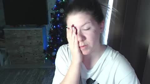 Snapshot of melissa__ray chatting on 12-12-24, 06:36 Melissa  Ray online show from 12-12-24, 06:36