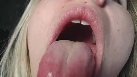 Snapshot of melissa__ray chatting on 12-13-24, 09:20 Melissa  Ray online show from 12-13-24, 09:20