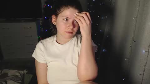 Snapshot of melissa__ray chatting on 01-16-25, 08:25 Melissa  Ray online show from 01-16-25, 08:25