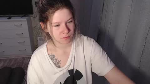 Snapshot of melissa__ray chatting on 01-31-25, 02:15 Melissa  Ray online show from 01-31-25, 02:15