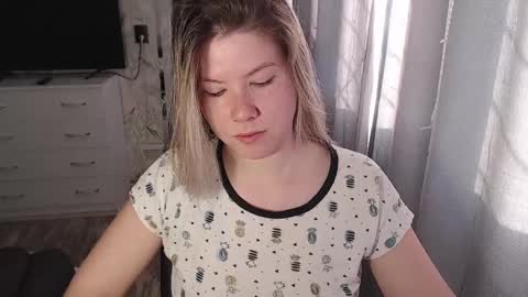 Snapshot of melissa__ray chatting on 01-31-25, 09:59 Melissa  Ray online show from 01-31-25, 09:59