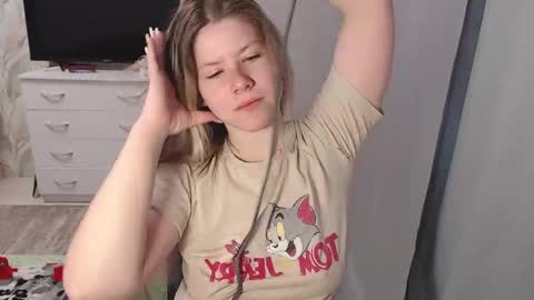 Snapshot of melissa__ray chatting on 02-21-25, 02:50 Melissa  Ray online show from 02-21-25, 02:50