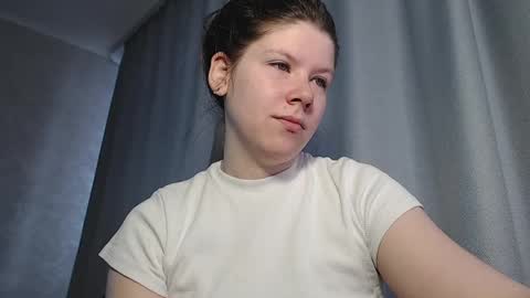 Snapshot of melissa__ray chatting on 03-01-25, 03:32 Melissa  Ray online show from 03-01-25, 03:32
