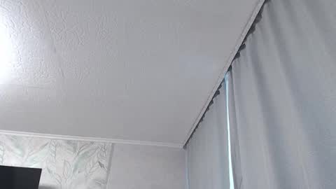 Snapshot of melissa__ray chatting on 09-25-25, 03:32 Melissa  Ray online show from 09-25-25, 03:32