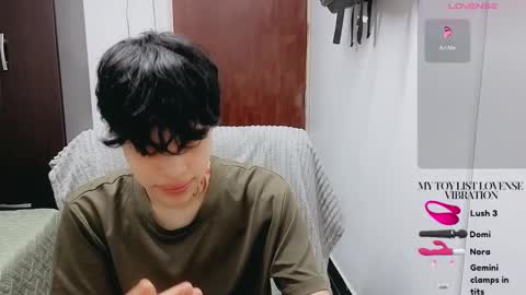 Melissas Corner online show from 12-21-25, 05:20