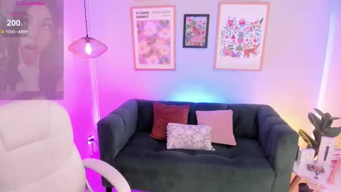 Melissa 3 online show from 10-17-25, 07:55