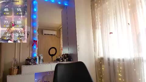 Lisaa online show from 06-21-26, 02:58