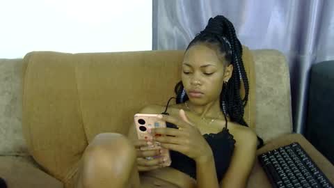 Snapshot of melissah_hot chatting on 02-15-25, 07:38 melissah_hot online show from 02-15-25, 07:38