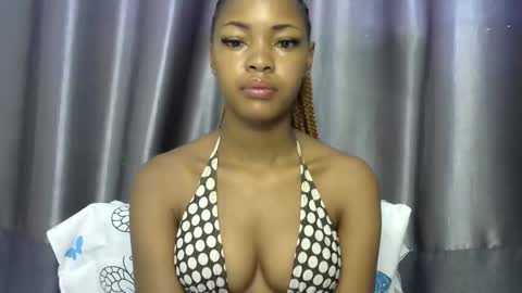 Snapshot of melissah_hot chatting on 02-20-26, 07:32 melissah_hot online show from 02-20-26, 07:32