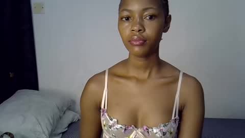Snapshot of melissah_hot chatting on 05-26-26, 07:04 melissah_hot online show from 05-26-26, 07:04