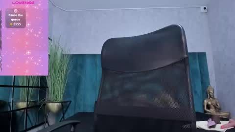 MELISSA online show from 02-20-26, 05:15