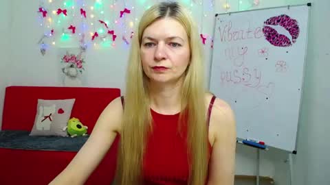 Snapshot of melissatylerbb chatting on 05-01-26, 11:15 Melissa online show from 05-01-26, 11:15
