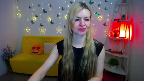Snapshot of melissatylerbb chatting on 05-02-26, 05:23 Melissa online show from 05-02-26, 05:23