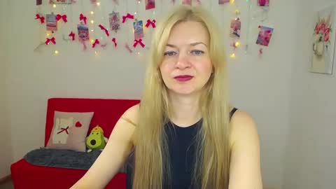 Snapshot of melissatylerbb chatting on 05-09-26, 05:23 Melissa online show from 05-09-26, 05:23