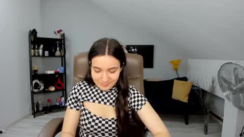 Snapshot of melissawiliam chatting on 01-16-25, 12:42 melissawiliam online show from 01-16-25, 12:42