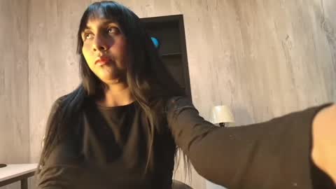 meliz_queen online show from 04-23-26, 12:29