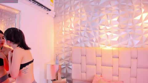  Mell online show from 03-31-26, 11:54