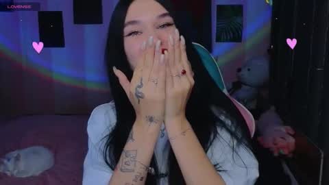 Snapshot of mella_freya chatting on 09-23-25, 10:57 Freya IM NONUDE online show from 09-23-25, 10:57