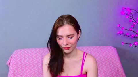 mellhyees online show from 05-24-26, 03:33