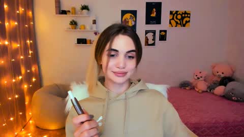 Tessa online show from 02-07-25, 12:53