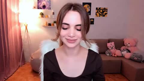Tessa online show from 03-05-25, 08:32