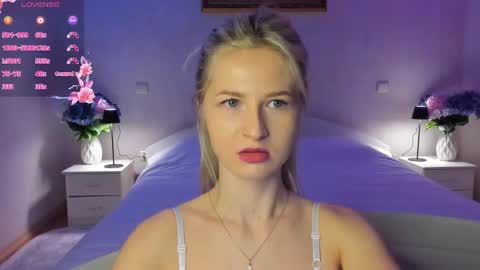Snapshot of mellina_tey chatting on 01-15-26, 08:45 Mellina online show from 01-15-26, 08:45