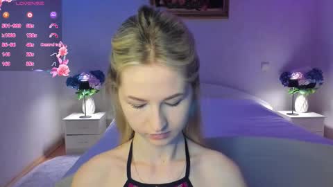 Snapshot of mellina_tey chatting on 02-26-26, 07:46 Mellina online show from 02-26-26, 07:46