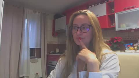 Melly online show from 12-11-24, 07:09